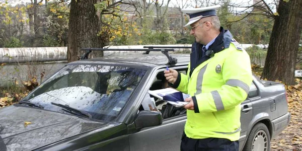 Poliţiştii de la rutieră au supravegheat atent traficul