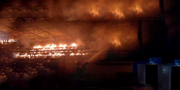 incendiu stadion slobozia FOTO ISU ilomita jpg