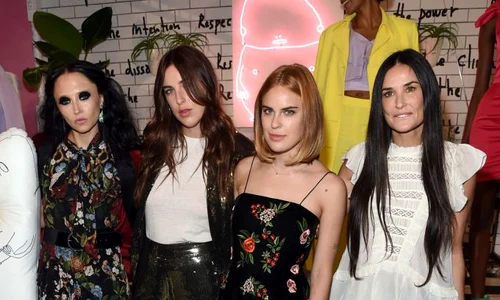 demi moore si fiicele GettyImages 846058190 jpeg