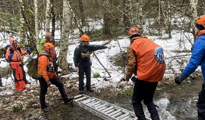 Echipele de salvare i-au găsit morți pe cei doi bărbați FOTO: X
