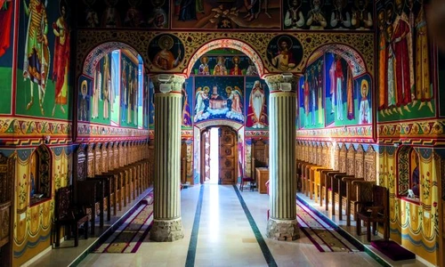 3 interior manastirea rohia 1564883074 jpg jpeg