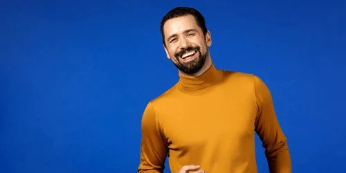 Alexandru Constantin (Prima TV) muncește de acasă zilele acestea png