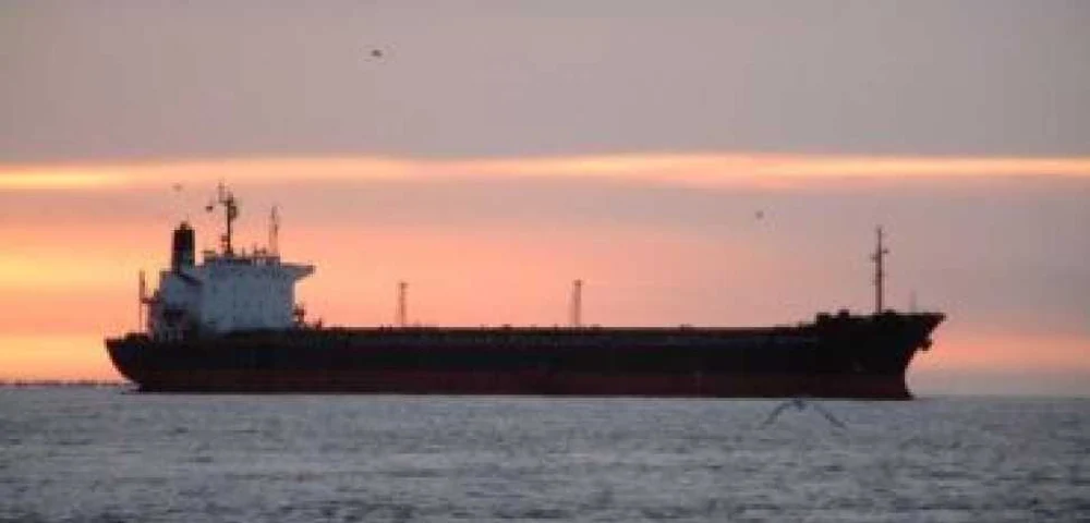 Primul petrolier non‑iranian care a trecut prin Strâmtoarea Ormuz este sub pavilion Gabon