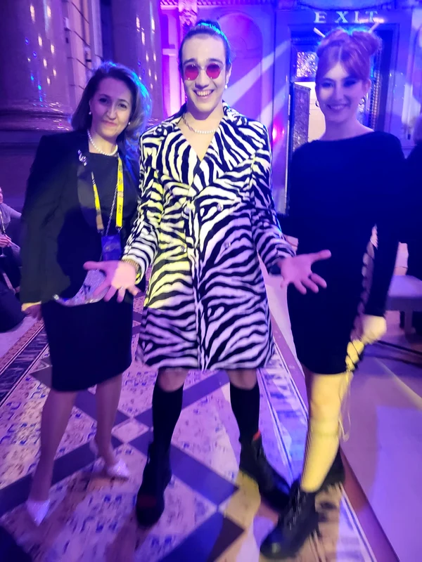 Theodor Andrei și-a luat mama și iubita la Eurovision 