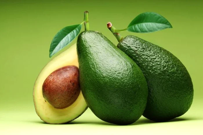 Avocado conţine antioxidanţi care ajută în procesul de regenerare naturală a pielii