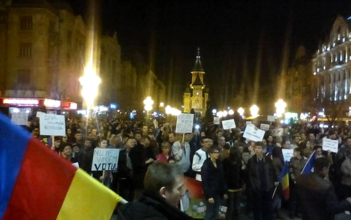 La Timişoara au ieşit aproximativ 4.000 de oameni în stradă
