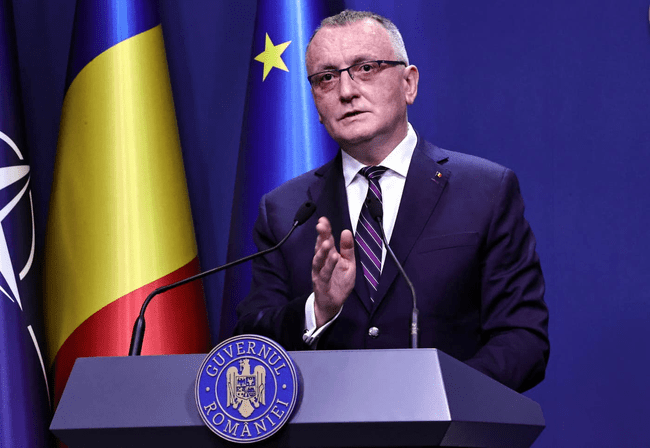 Ministrul Educației susține că mai sunt 500 de şcoli cu toaleta în curte