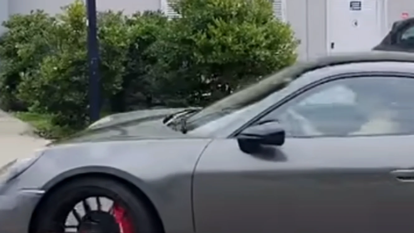 Noul bolid al lui Sinner FOTO Captură video