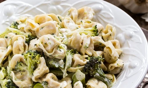 Tortellini cu broccoli jpeg