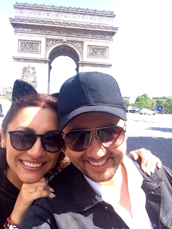 
    Cătălin şi Andra la ParisFoto: Facebook  