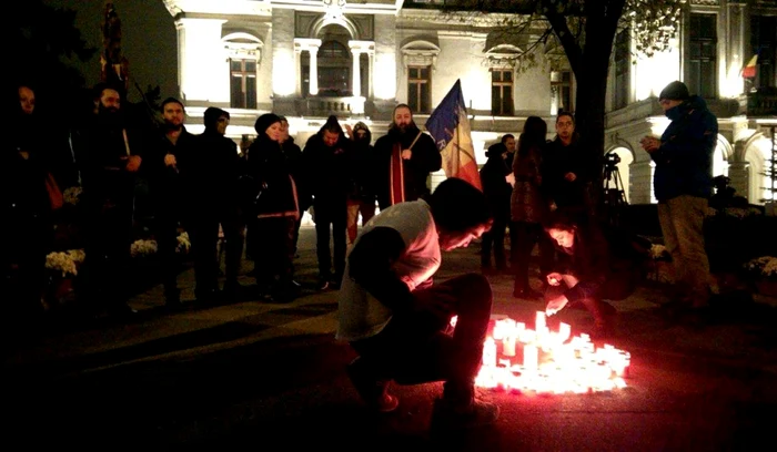 În Piaţa Unirii s-au strâns în jur de 4.000 de persoane FOTO Ionuţ Benea