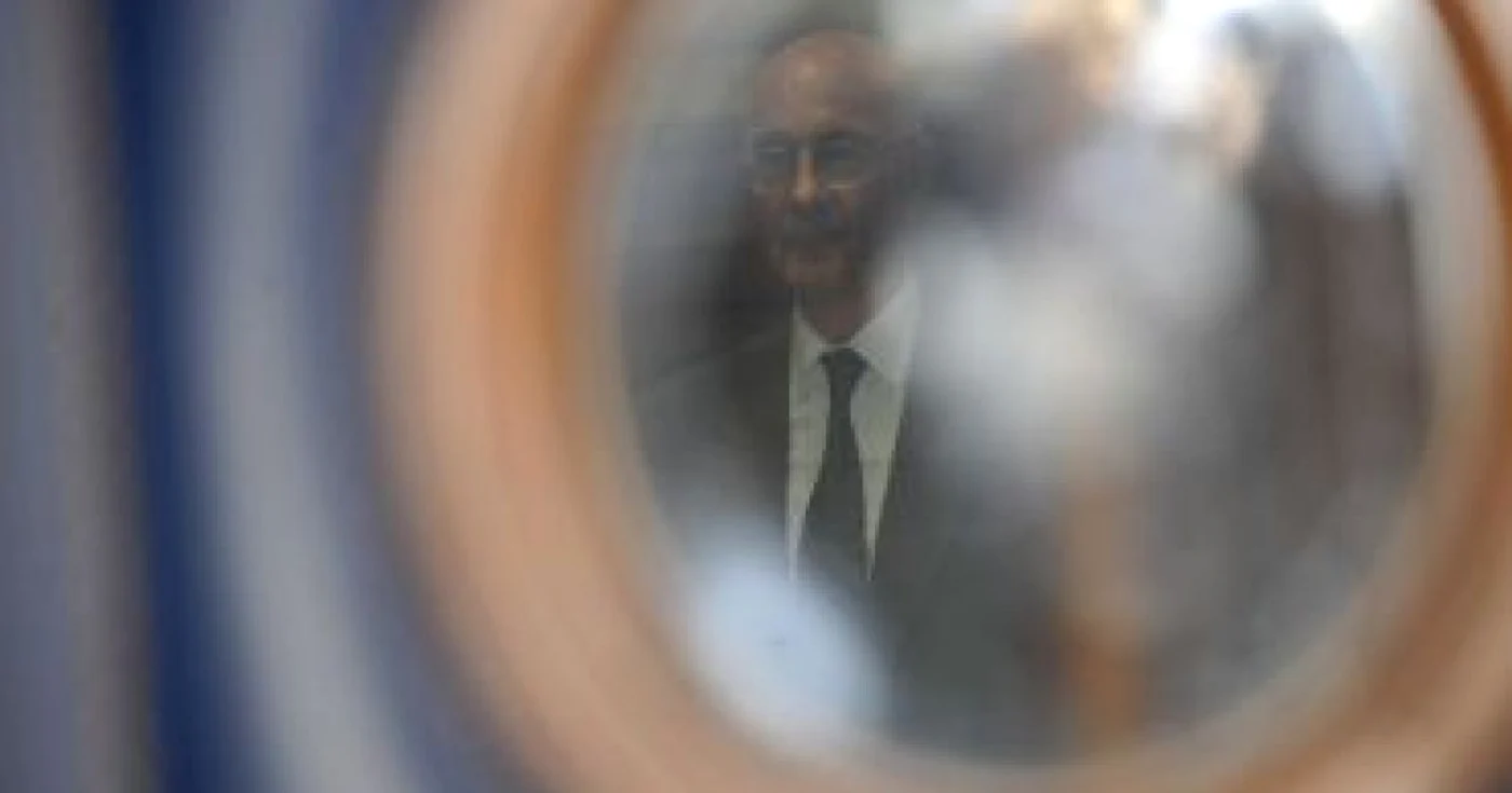 Mărturia lui Villepin în procesul Clearstream este contrazisă de un spion