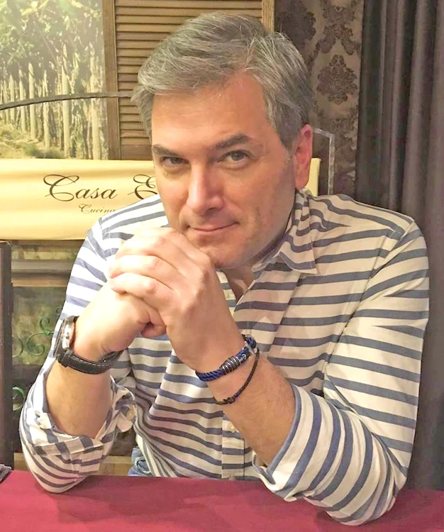 
    Mircea Radu  se întoarce la  divertisment,  după o pauză  de şapte ani   