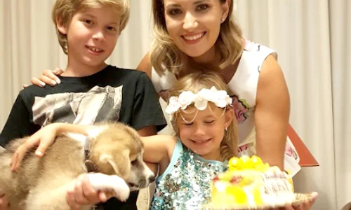 Ela Craciun caine png