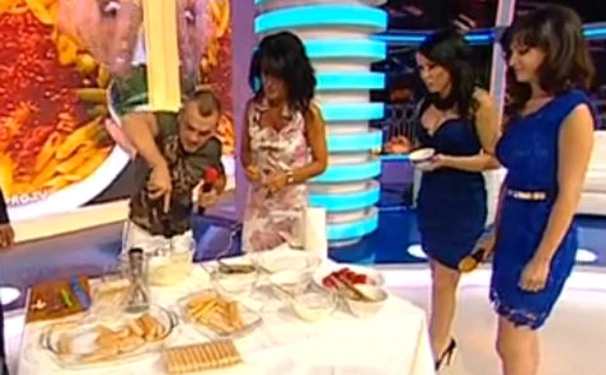 Ionuţ Atodiresei a gătit împreună cu soacra lui (captură: Kanal D)