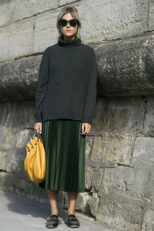 large Fustany Fashion Style Ideas Street Style Looks Outfits Pleated Skirts 9 jpg jpeg