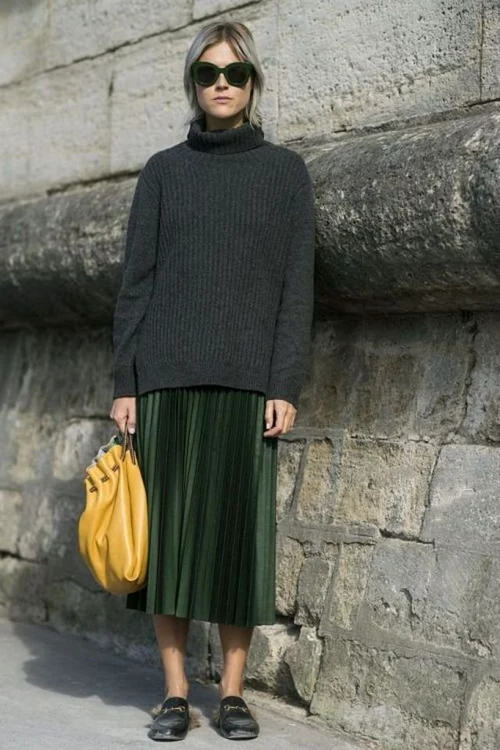 large Fustany Fashion Style Ideas Street Style Looks Outfits Pleated Skirts 9 jpg jpeg