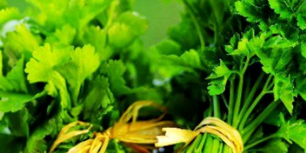 Dieta cu pătrunjel. Slăbeşti până la 5 kilograme într-o săptămână