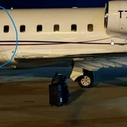 usa avion desprinsa in zbor captura video X  FL360Aero jpg