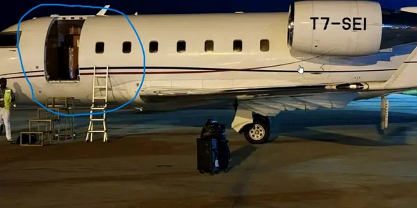 usa avion desprinsa in zbor captura video X  FL360Aero jpg