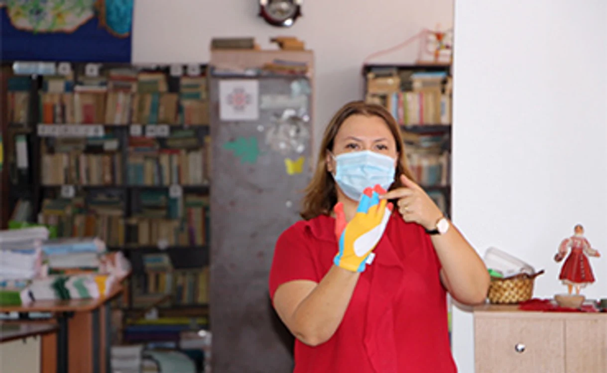 
    Fiecare clasă va avea un plan de dezinfecţie  