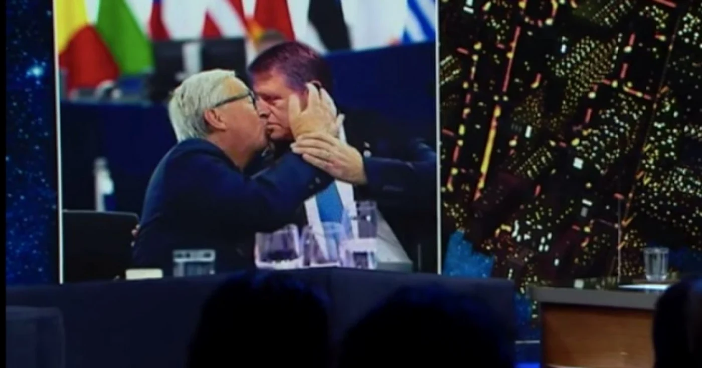 iohannis sarut cu juncker foto HírTV/Youtube