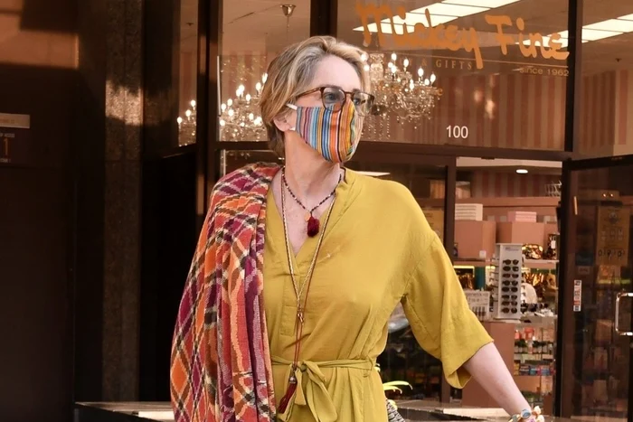 Sharon Stone adoră ținutele colorateFoto: Profimedia