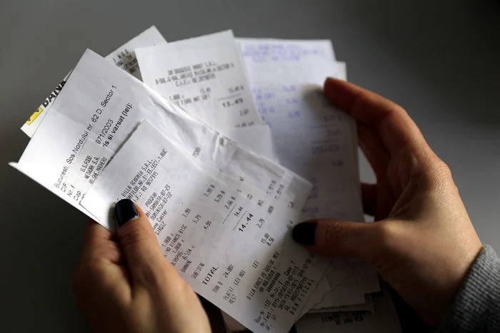 De ce să nu ții bonurile în portofel