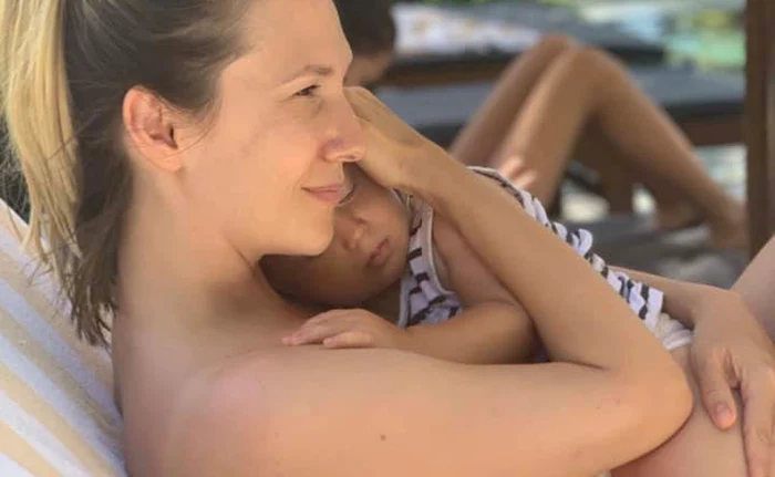 
    Dani Oţil (Antena 1) şi fotomodelul Gabriela Prisăcariu, distracţie în Mexic  