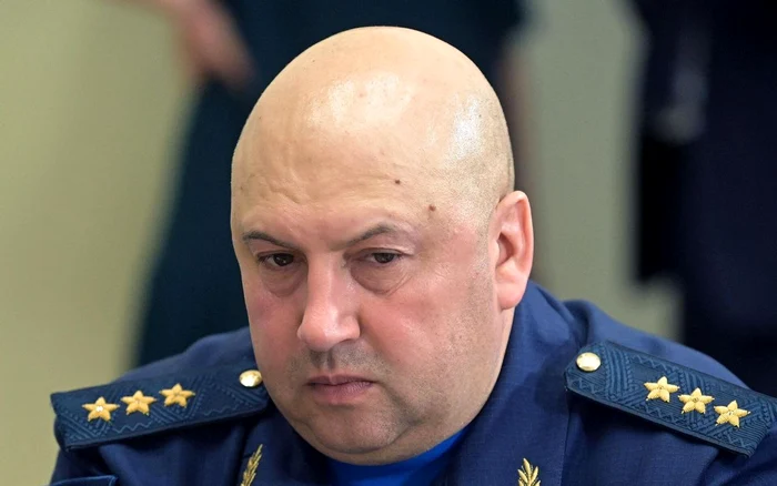 Serghei Surovikn  FOTO Twitter/Clash report