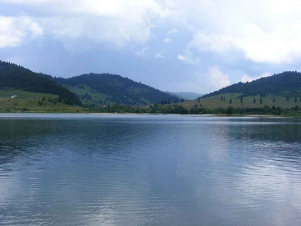 Lacul Frumoasa din Harghita