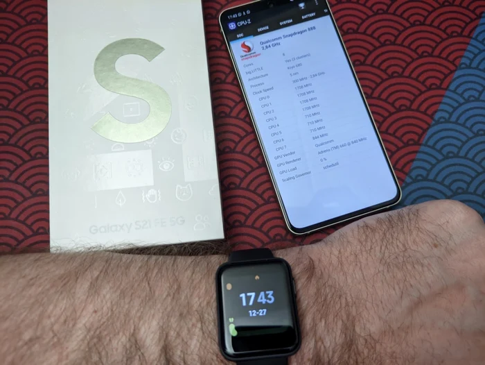 Samsung Galaxy S21 FE. FOTO Imgur