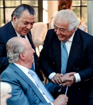 Los del Rio i-au cantat Regelui Juan Carlos al Spaniei de ziua lui în Abu Dhabi. FOTO: Instagram