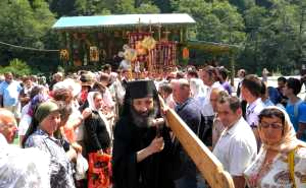 Credincioșii s-au rugat