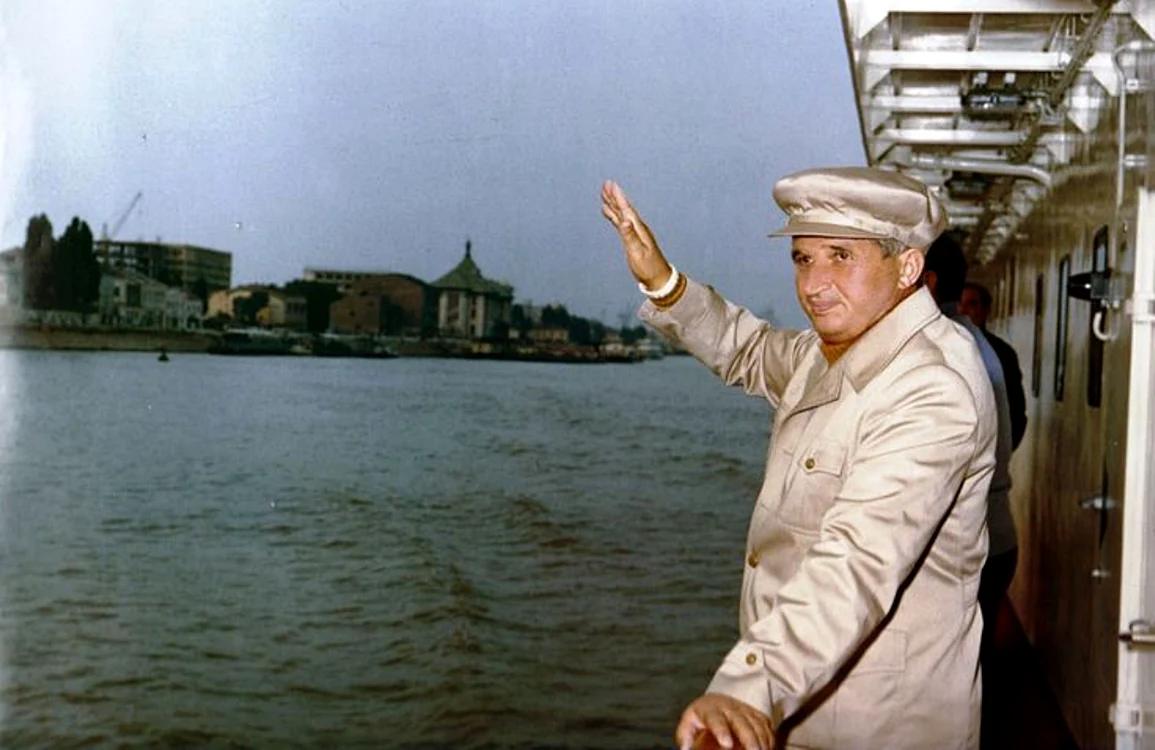 Nicolae Ceausescu, foto Pinterest jpg