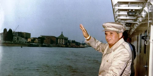 Nicolae Ceausescu, foto Pinterest jpg