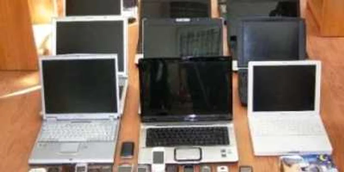 Preţul de pornire în licitaţie pentru laptopurile scoase la vânzare de Fiscul din Vâlcea sunt cuprinse între 250 şi 650 de lei, cu TVA inclusă