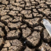 criza apa potabila freepik png