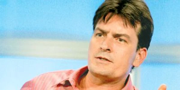 Sheen a mai avut probleme cu  femeile din viaţa lui 