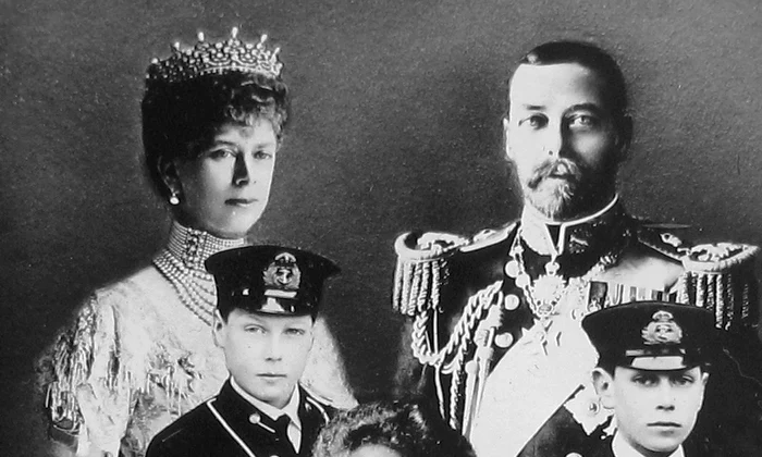 Regina Mary, Regele George V și copiii lor Henry, Mary, John și George, Profimedia jpg