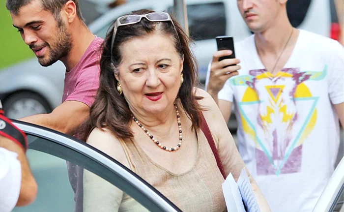 
    Mioara Roman a fost o femeie foarte frumoasă în tinereţe. (capturi Kanal D)  