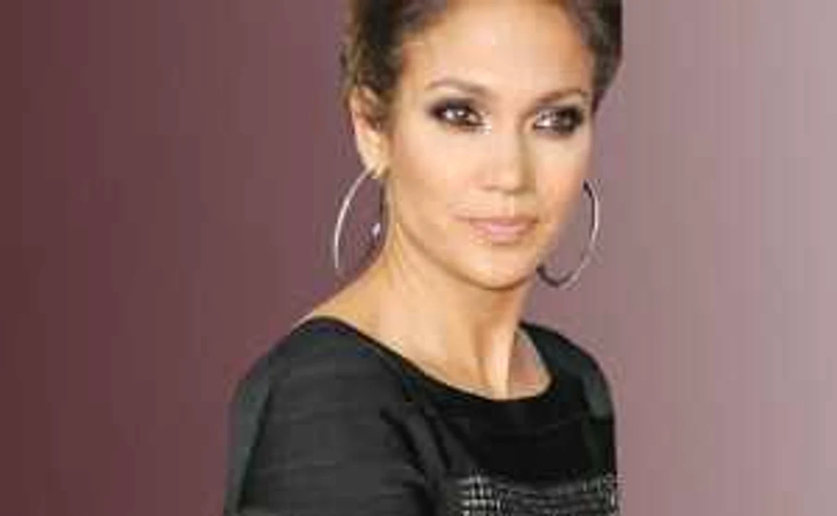 Gurile rele spun că Sony a renunţat la Jennifer Lopez pentru că vânzările nu mai mergeau ca altădată