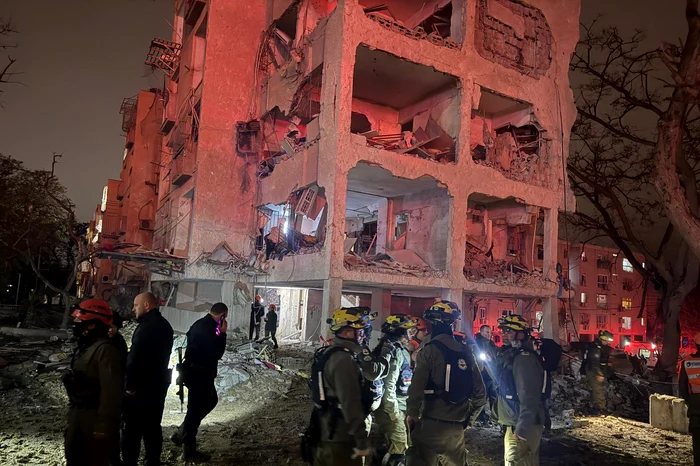 Aproximativ 100 de persoane au fost rănite FOTO X / Arsen Ostrovsky @Ostrov_A