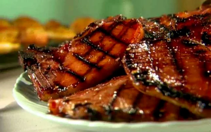 Consumul de carne roşie este permis ocazional în cadrul unei alimentaţii sănătoase