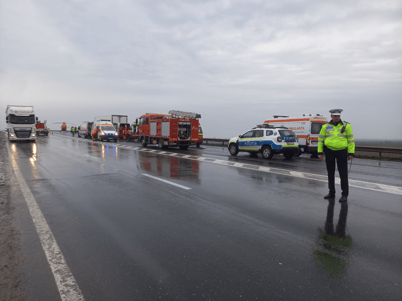 Doi bărbați au murit într-un grav accident pe E85. A fost chemat și elicopterul SMURD FOTO
