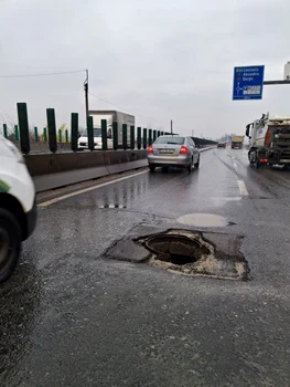 Capac de canal dispărut pe Centura Capitalei FOTO: Info Trafic / Facebook 