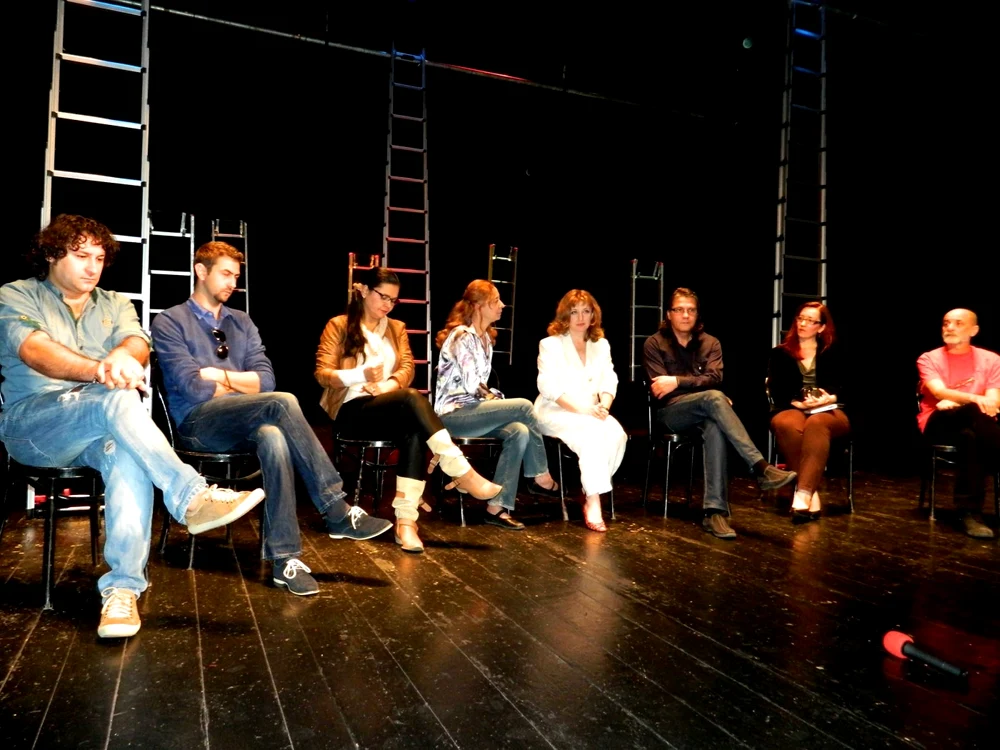 Premieră la Teatrul "Bacovia"