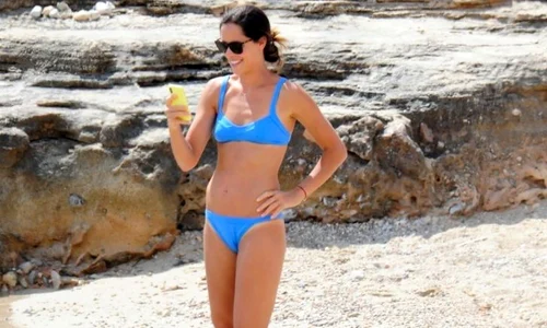 ana ivanovic sexy la plaja jpeg
