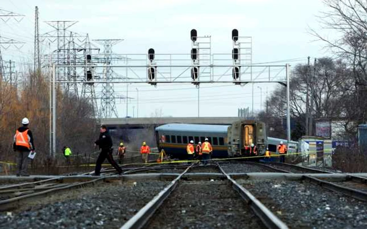 Un tren a deraiat în Ontario, Canada. 
