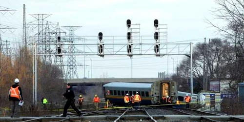 Un tren a deraiat în Ontario, Canada. 